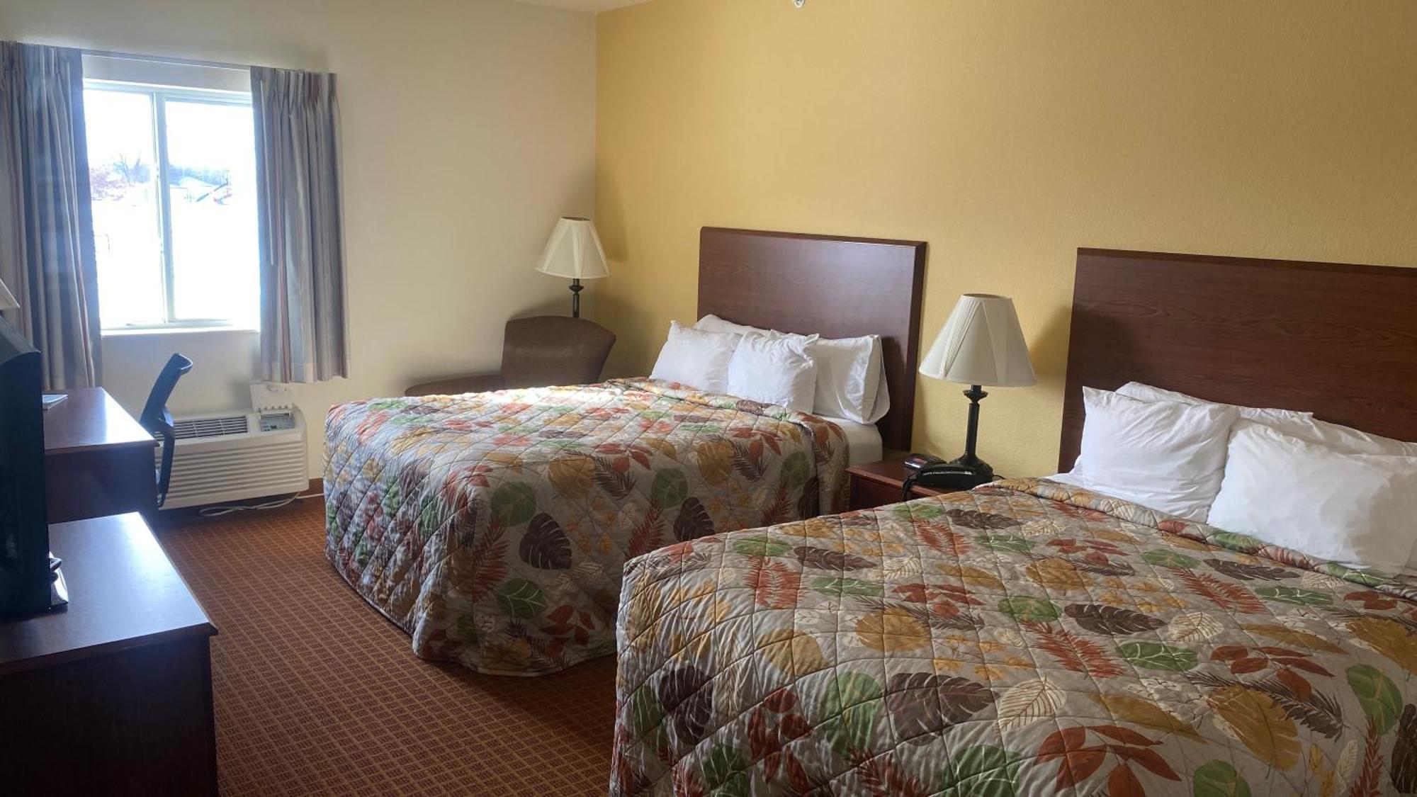 Park View Inn & Suites Hoisington Near Great Bend 外观 照片